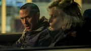 Henrik Brandt (Barnaby Metschurat) muss Tina Hart (Janina Agnes Schröder) entführen. Sie gibt ihm einen kleinen Zeitaufschub auf seiner Flucht.