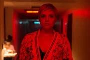 Mieze (Jella Haase) lernt die abgründige Welt kennen, in der ihre große Liebe Francis lebte, bevor sie sich kannten.