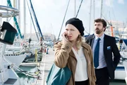 Antoine Dumas liegt immer noch im Koma. Candice Renoir (Cécile Bois, l.) kann daher die Ablenkung durch den neuen Fall gut gebrauchen.