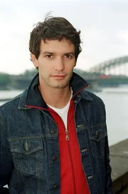 Gino Bruni (Luca Zamperoni)