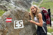 Tamina Kallert macht eine Alpenüberquerung entlang des legendären Fernwanderwegs E5.