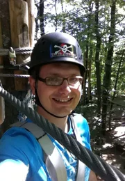 SR Fernsehen SAARLAND, DA WILL ICH HIN!, "mit Michael Friemel", am Sonntag um 15:30 Uhr. Michael Friemel im Abenteuerpark Homburg-Jägersburg.
