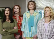 Rückblick in vergangene Zeiten: Susan (Teri Hatcher, l.), Bree (Marcia Cross, 2.v.l.), Mary Alice (Brenda Strong, 2.v.r.) und Lynette (Felicity Huffman, r.) ...