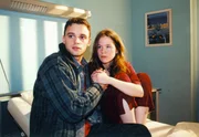 30 Uhr. Florian (Frederic Komp) muss sich zwischen der Radrennkarriere und der Liebe zu Regina (Kathrin Lindner) entscheiden.