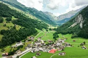 SRF DOK Umbruch im Bergdorf – Von der Zukunft in den Alpen Ruhe und Idyll im Schächental