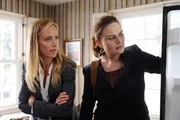 V.l.: Aubrey (John Boyd), Brennan (Emily Deschanel), Special Agent Grace Miller (Kim Raver)