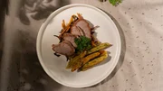 Schupfnudeln, Krautpfanne und Schweineschnitzel.
