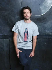 (1. Staffel) - Ist Mitbesitzer des Paddy's, eines schlecht besuchten Pubs in Philadelphia: Mac (Rob McElhenney) ...
