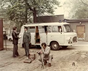 Die Spezialkommission der Staatssicherheit bei der Arbeit an einem Tatort.