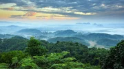 Morgenstimmung über den Hügeln vor Chiang Mai, Nordthailand
