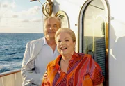 Gerda und Karl bemerken, dass sie einiges gemeinsam haben.