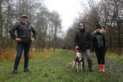 Master dog trainer Graeme Hall meets Tank, a troublesome Beagle cross, that‚Äôs causing a rift in his owner's relationship.