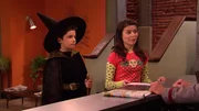 L-R: Freddie Benson (Nathan Kress), Carly Shay (Miranda Cosgrove)