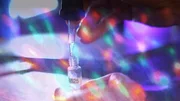 SRF DOK Revival von LSD & Co – Hype oder Gamechanger? LSD und Co feiern ein Comeback auf Partys und in der Medizin.