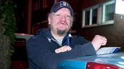 Dieter hat heute seinen neuen Job als Gabelstaplerfahrer angefangen. Wie wird er den Arbeitsalltag meistern?