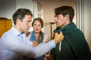 Daniel (Pablo Sprungala, l.) und Lukas (Maximilian Klas, r.) geraten immer wieder in Streit wegen Lukas und Kayas (Marie Burchard) Bruder Michel.