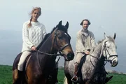 Eliot Bayliss (Horst-Günter Marx) hat seine Cousine Rebecca (Sophie von Kessel) zu einem Ausritt eingeladen