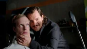 Haffner (Felix Klare) versteckt sich bei dem Pflegepatienten Pellkowski (Michel Diercks).