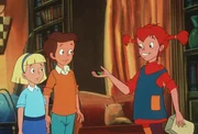 Pippi, Tommy und Annika haben sich in den Kopf gesetzt, nicht erwachsen zu werden. Pippi fällt ein, daß sie noch Zauberbohnen hat.
