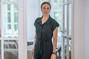 Anwältin Paula Olafson (Bettina Lamprecht) gerät unter Druck.