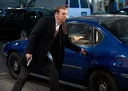 Wer ist der Informant, der sämtliche Kronzeugen in Erins Fall töten möchte? Danny (Donnie Wahlberg) muss den Verräter in den eigenen Reihen finden ... Wer ist der Informant, der sämtliche Kronzeugen in Erins Fall töten möchte? Danny (Donnie Wahlberg) muss den Verräter in den eigenen Reihen finden ...