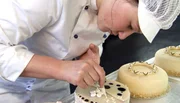 PHOENIX LEYSIEFFER - LEIDENSCHAFT FÜR SCHOKOLADE, am Samstag um 14:15 Uhr. Leysieffer - Konditorin Barbara.