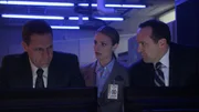 (v.l.): Charles Rushing (Glen Baggerly), Dr. Anne Hannity (Lisa Brenner) und Voorhees (Kirk Mouser)