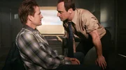 Wie bereits vor 14 Jahren sitzt Gordon Rickett (Matthew Modine, l.) Detective Stabler (Christopher Meloni) gegenüber. Kann der Detective dem Verdächtigen ein Geständnis entlocken?