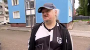 Bei Dieter wiederum laufen die Dinge nicht rund, sowohl bei der Arbeit als auch privat. Bei Dieter wiederum laufen die Dinge nicht rund, sowohl bei der Arbeit als auch privat.