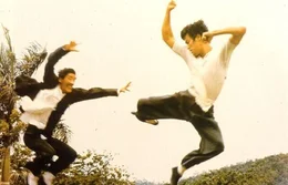L-R: Hsiao Mi (Ying-Chieh Han) und Cheng Chao-an (Bruce Lee)