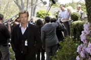 Der Privatdetektiv Patrick Jane (Simon Baker), der sich in seiner früheren Laufbahn als Varietémedium eine scharfe Beobachtungsgabe und psychologische Fähigkeiten angeeignet hatte, wurde einer Einheit des California Bureau of Investigation, CBI, als Berater zugeteilt, um bei der Aufklärung der Morde behilflich zu sein ...