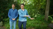 Fabian Köster (l.) und Lutz van der Horst (r.) bei Dreharbeiten zum "heute-show-spezial: "Rauchst Du noch oder dampfst Du schon?".