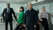 Von links: DC Connor Pollock (Peter Bankolé), DS Layla Walsh (Vanessa Emme), DI Max Arnold (Adrian Scarborough) und DC Jess Lombard (Lucy Phelps): Das Team muss einen mysteriösen Todesfall in einer luxuriösen Wohnanlage für Senioren aufklären.
