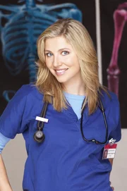Nach einem Jahr geht Elliot (Sarah Chalke) doch gelassener an die Patienten ran ... Nach einem Jahr geht Elliot (Sarah Chalke) doch gelassener an die Patienten ran ...