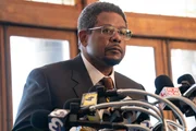 Judge Oliver Garland (Forest Whitaker)
