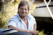(4. Staffel) - Nachdem sich Mick (Henning Baum) monatelang in den Wäldern rund um Essen versteckt hat, muss er einsehen, dass es für ihn nur eine Möglichkeit gibt: Er muss sich mit Andreas versöhnen und wieder in den Polizeidienst zurückkehren, um endlich mit der Jagd auf die Schatten seiner Vergangenheit beginnen zu können ...