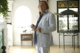 Malik (Mickey Rourke)