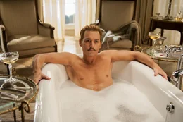 Als Insopector Martland mit einem Auftrag und einer dicken Akte &uuml;ber seine Machenschaften bei Mortdecai (Johnny Depp) auftaucht, bleibt dem Lord nichts anderes &uuml;brig, als sich f&uuml;r das MI-5 auf die Suche nach einem angeblich wertvollen Gem&auml;lde zu machen ...