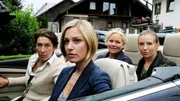 V.l.: Julie (Adele Neuhauser), Pippa (Miriam Stein), Maria (Brigitte Kren), Sabine (Martina Poel) V.l.: Julie (Adele Neuhauser), Pippa (Miriam Stein), Maria (Brigitte Kren), Sabine (Martina Poel)