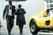 Adam Driver als Enzo Ferrari (l.)