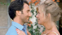 Nach zahlreichen Verwicklungen endlich vereint: Barbara (Jutta Speidel) und Enrico (Bruno Maccallini).