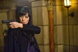 Nachdem ihr Mann ermordet wurde, kennt die als Schl&auml;ferin beschuldigte CIA-Agentin Evelyn Salt (Angelina Jolie) keine Gnade mehr.