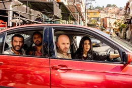 L-R: Reda (Ramzy Bedia), Chafik (Anouar Toubali), Stan (Franck Gastambide),  Marissa (Essined Aponte)