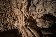 Um die uralten Chislehurst Caves in einem Londoner Vorort ranken sich Legenden.