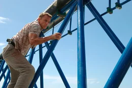 James Bond (Daniel Craig)