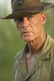 Der alte Haudegen "Pops" Haney (Gary Sweet) lässt sich nicht sehr schnell einschüchtern ...