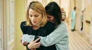 Valerie Pachner (Lola), Pia Hierzegger (Conny).