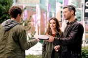 V.l.: Zeke (Patrick Lubczyk), Sam (Rachel Bilson) und Eddie (Eddie Cibrian)