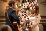 Grey's Anatomy Staffel 21 Folge 17 Chris Carmack als Dr. Atticus Lincoln, Camilla Luddington als Dr. Jo Wilson