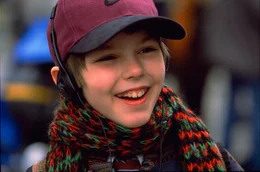 Marcus Brewer (Nicholas Hoult)